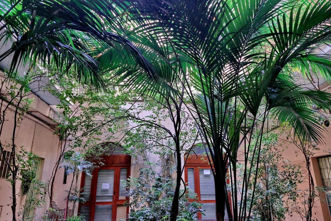 Domus Lou Elegante Appartamento In Trastevere Roma Extérieur photo